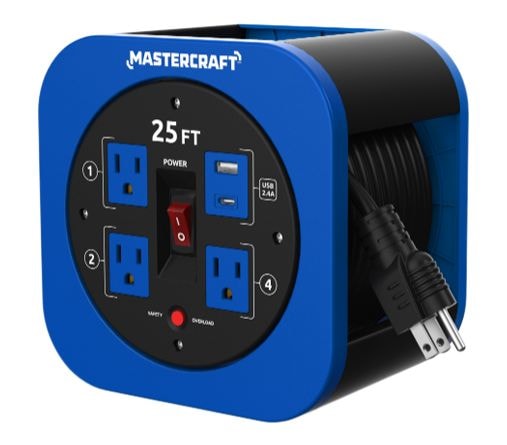 Mastercraft 25-ft 13A 3-Outlet/1 USB-A and 1 USB-C Extension Cord Reel V3