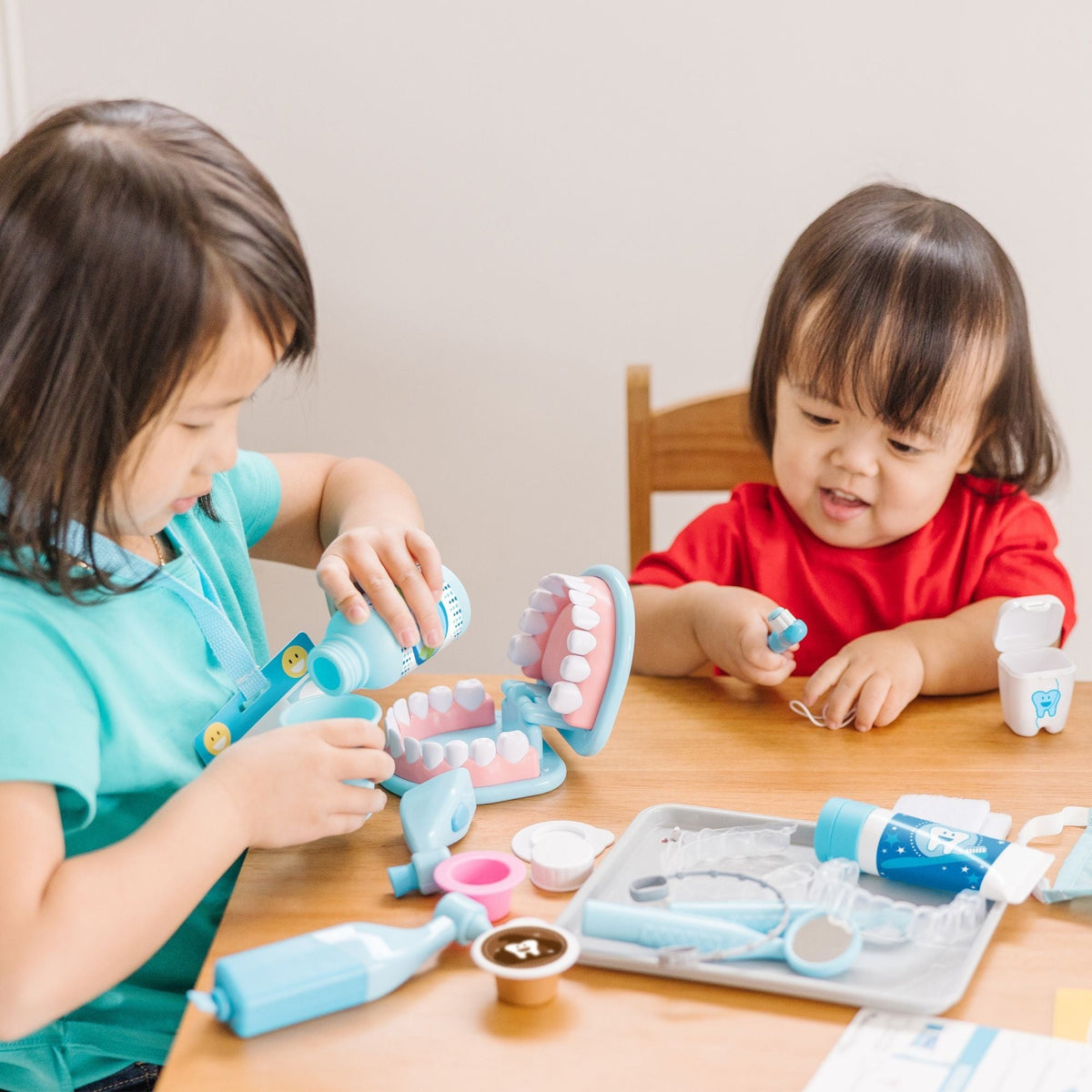 Melissa & Doug Super Smile Dentist Kit, Ages 3+