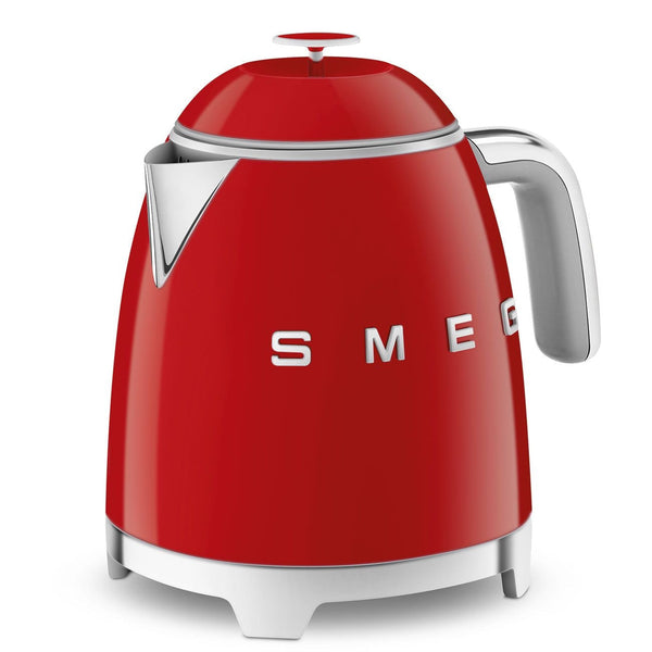 Smeg 50's 1400W Retro Style Electric Mini Countertop Kettle with Cordless Base, Red, 0.8-L A0