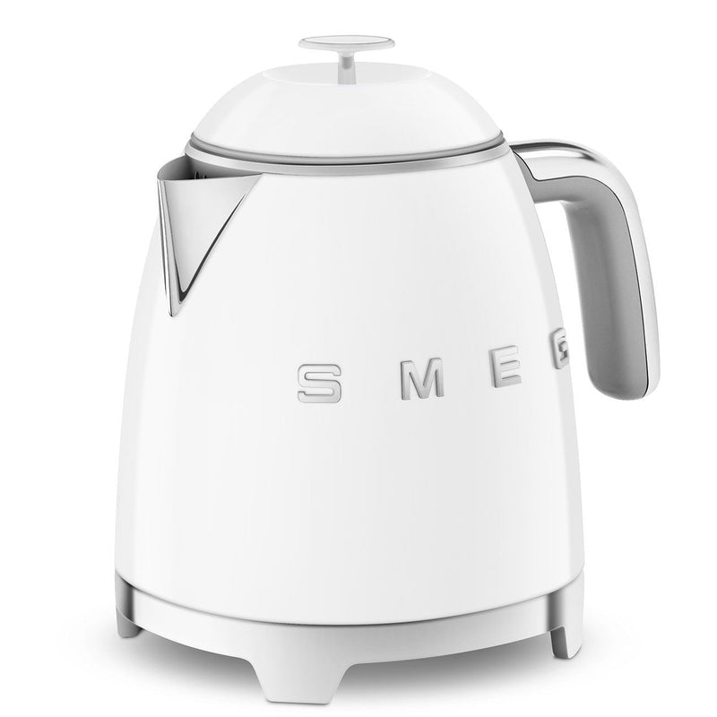 Smeg 50's 1400W Retro Style Electric Mini Countertop Kettle with Cordless Base, White, 0.8-L C7