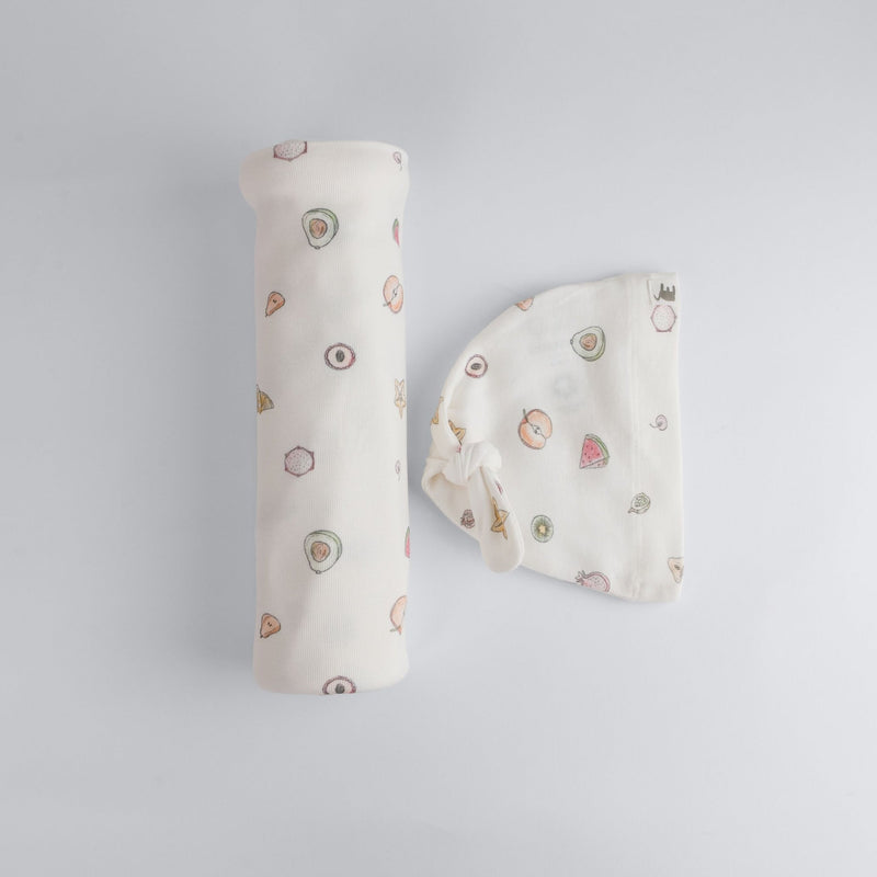The Elk Baby Fruit Print Premium Organic Cotton Blanket and Beanie Set B3