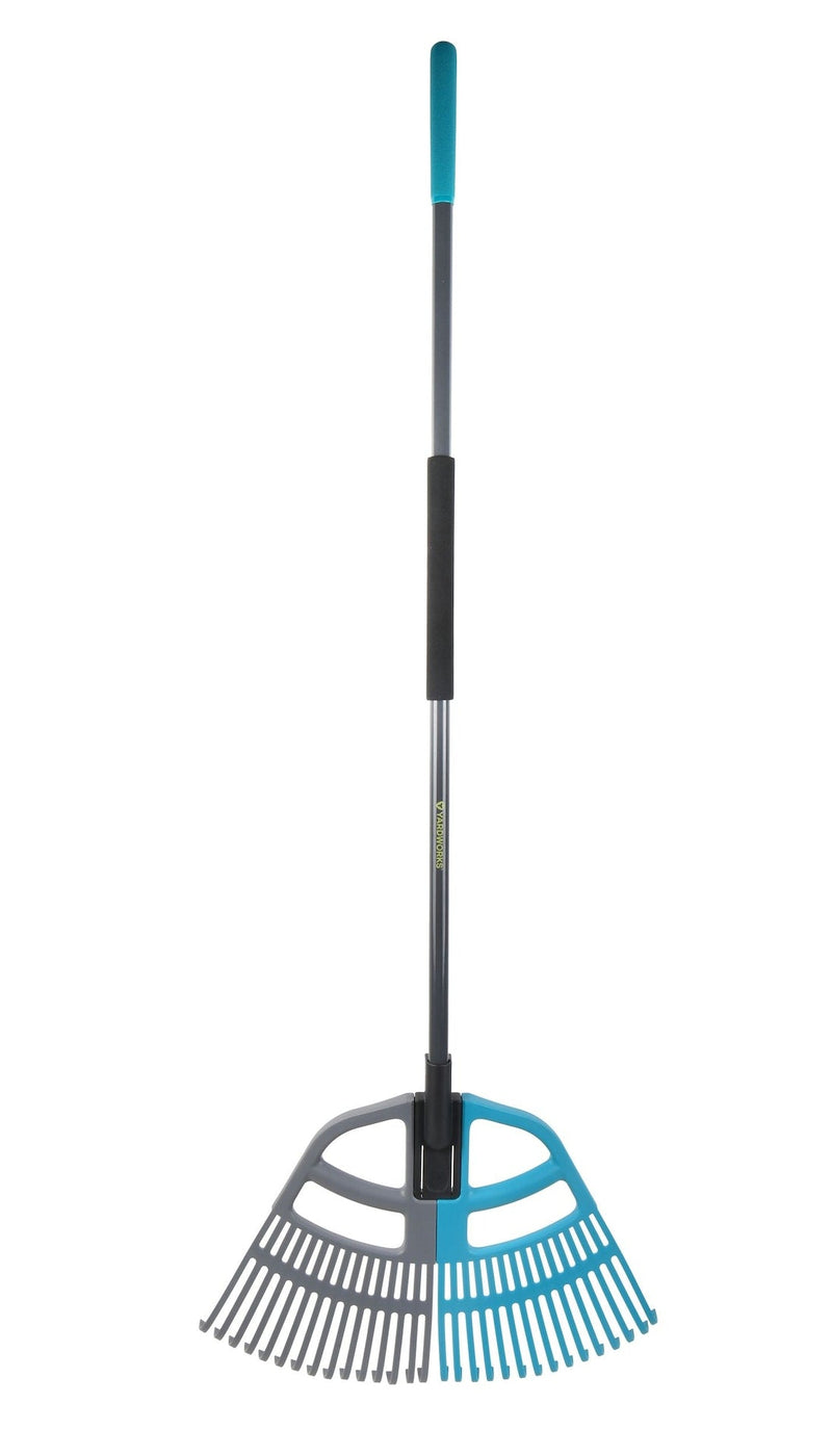 Yardworks 3-in-1 30-Tine Leaf Rake with Fibreglass Shaft, 24-1/2-in Wide Y1