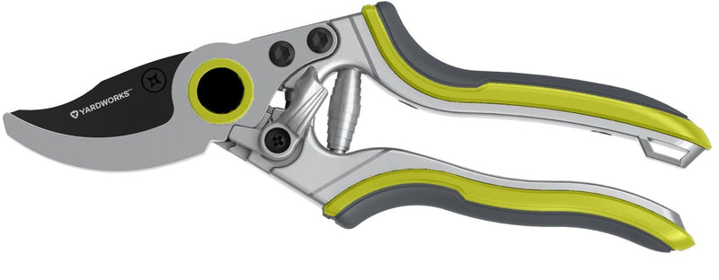 Yardworks Bypass Pruner with TPR Grip W4